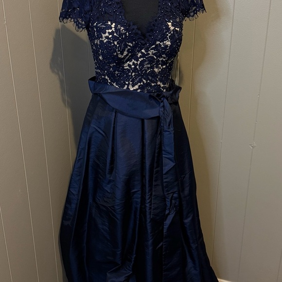 Eliza J Navy Lace Maxi Dress - Picture 1 of 7